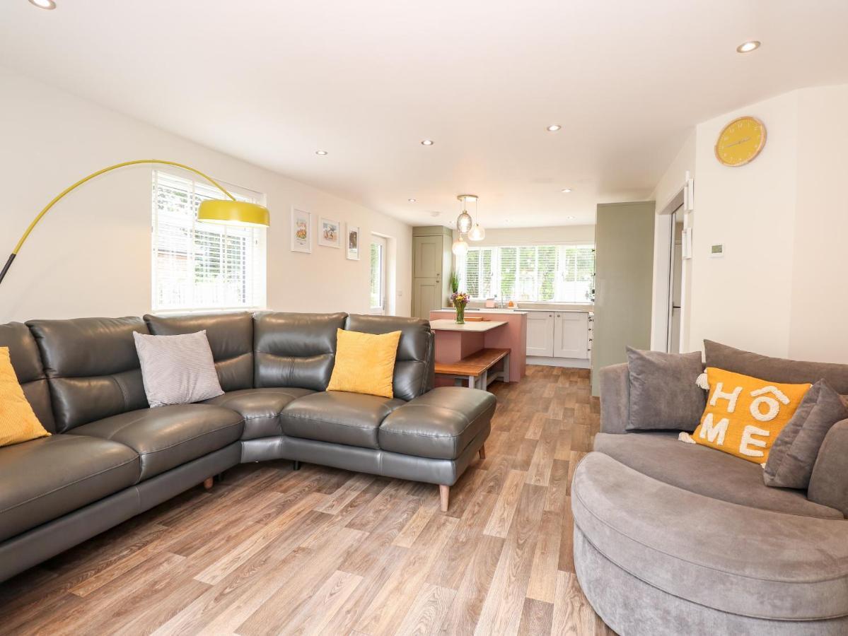 Daisy Tree Cottage Вудхолл Спа Экстерьер фото