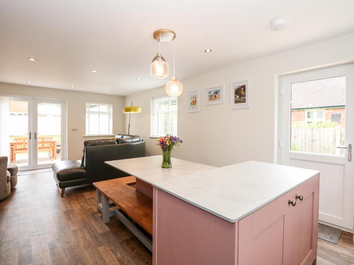 Daisy Tree Cottage Вудхолл Спа Экстерьер фото